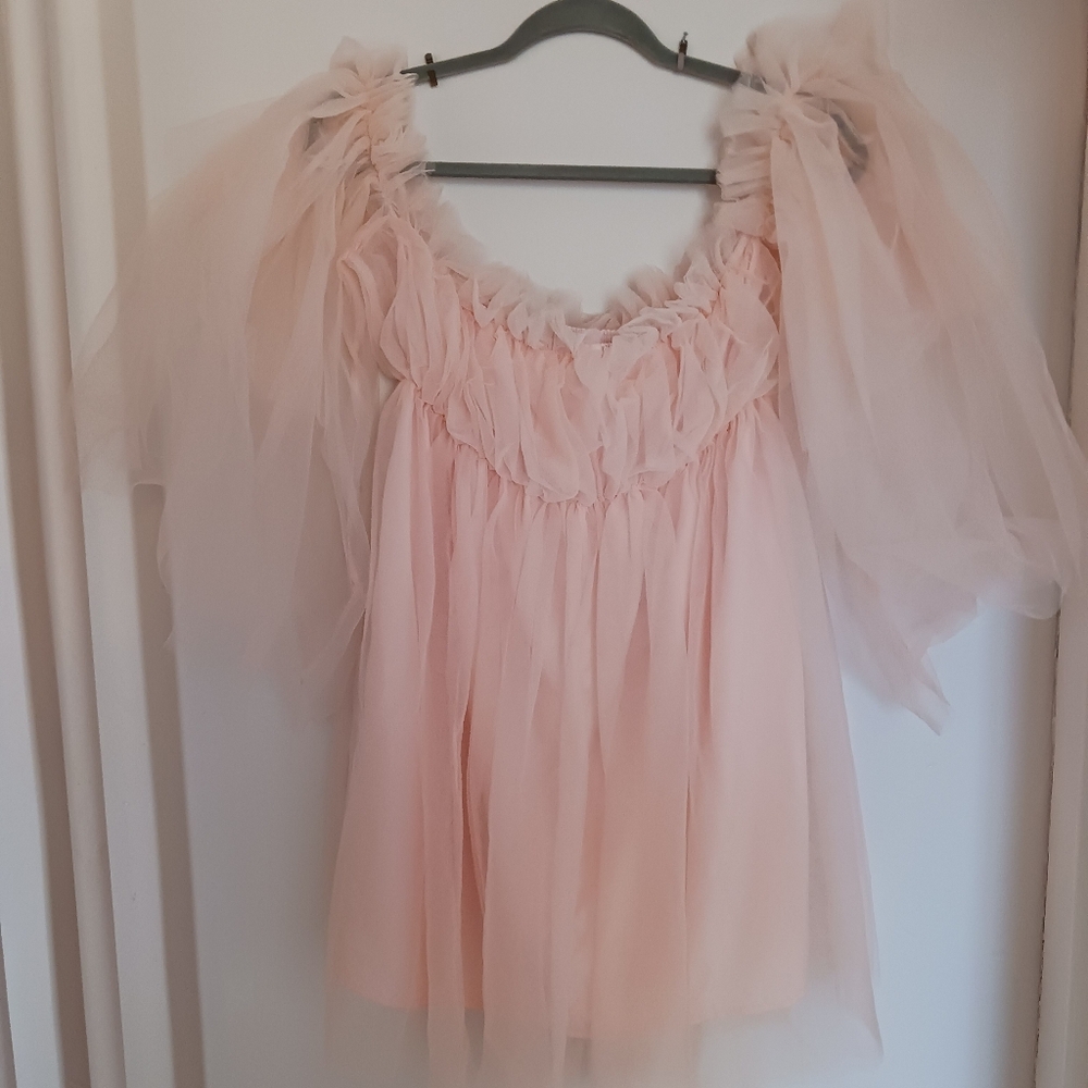 🦋🧚🏻‍♀️BARBIE CORE🦋💖 flowy pink dress size Medium 🦋🧚🏻‍♀️